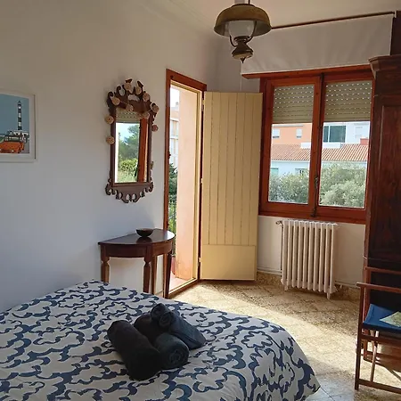 Quarto em Acomodações Particulares Casa Sa Posidonia -posidonia Surf & Stay- *